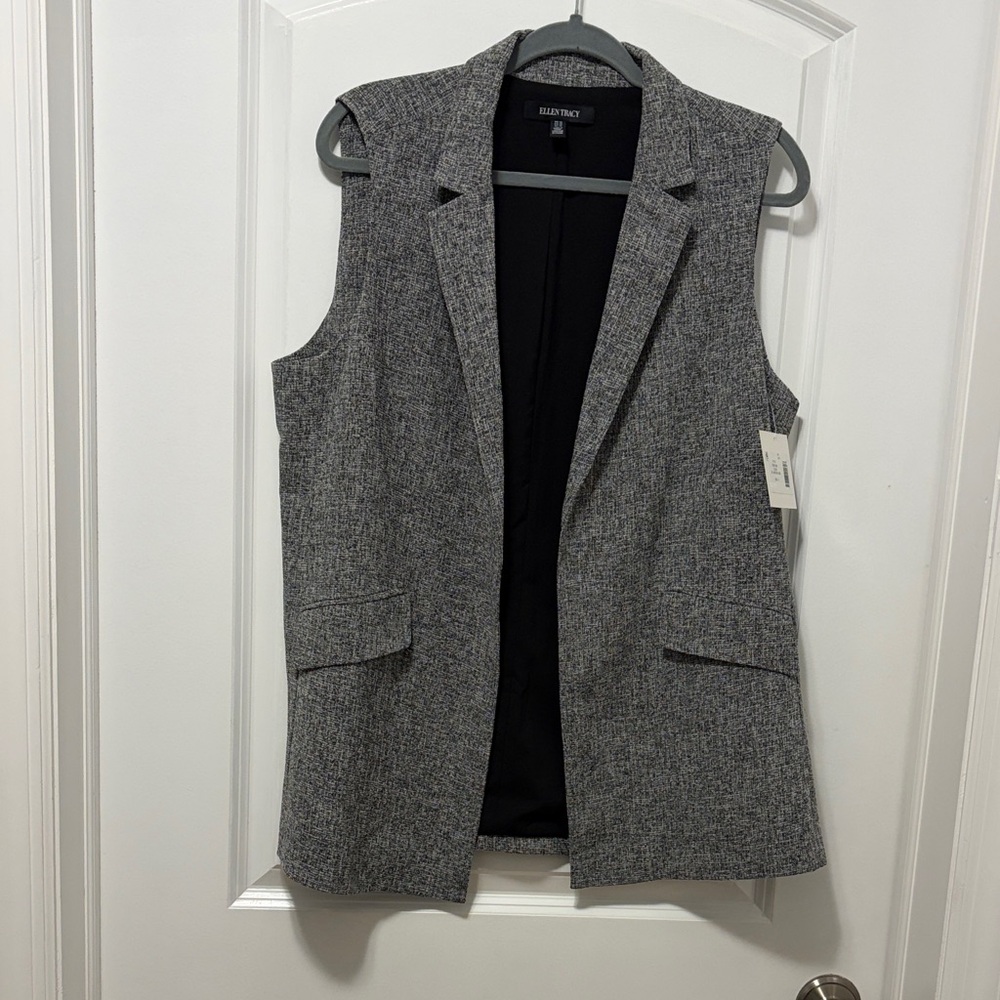 Ellen Tracy Gray Sleeveless Vest - Size 14 NWT